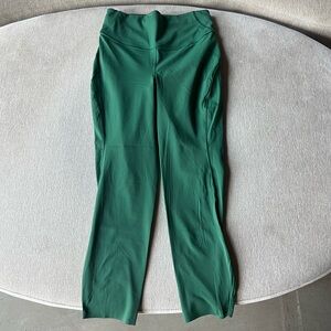 Lululemon Base Pace High-Rise Crop 23in Size 6 Green